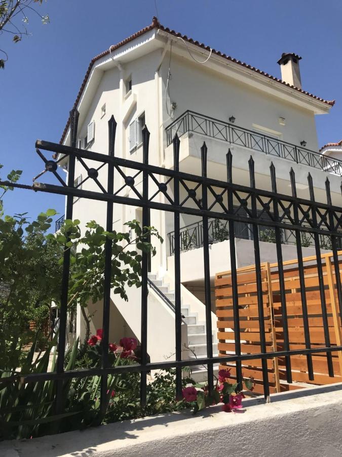 Beautiful Maisonette With A View To The Mountains And The Sea Agia Marina  Exteriör bild