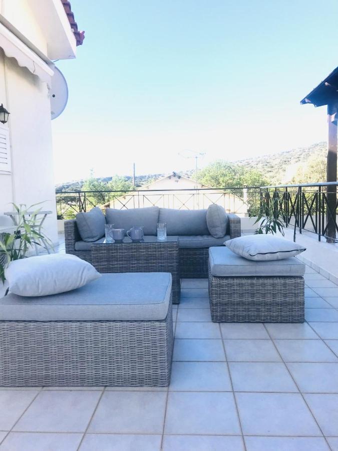 Beautiful Maisonette With A View To The Mountains And The Sea Agia Marina  Exteriör bild